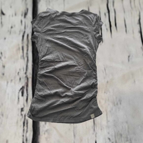 New Bench Women's Gray Graphic Design T-Shirt – Size Small - Picture 2 of 6